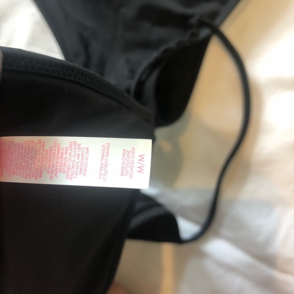 ❗️SOLD❗️Medium-Victoria’s Secret Black & White Bikini 👙 - Picture 3 of 4